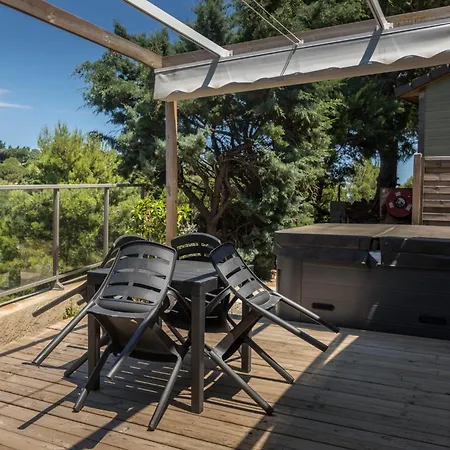 Camping Les Amandiers